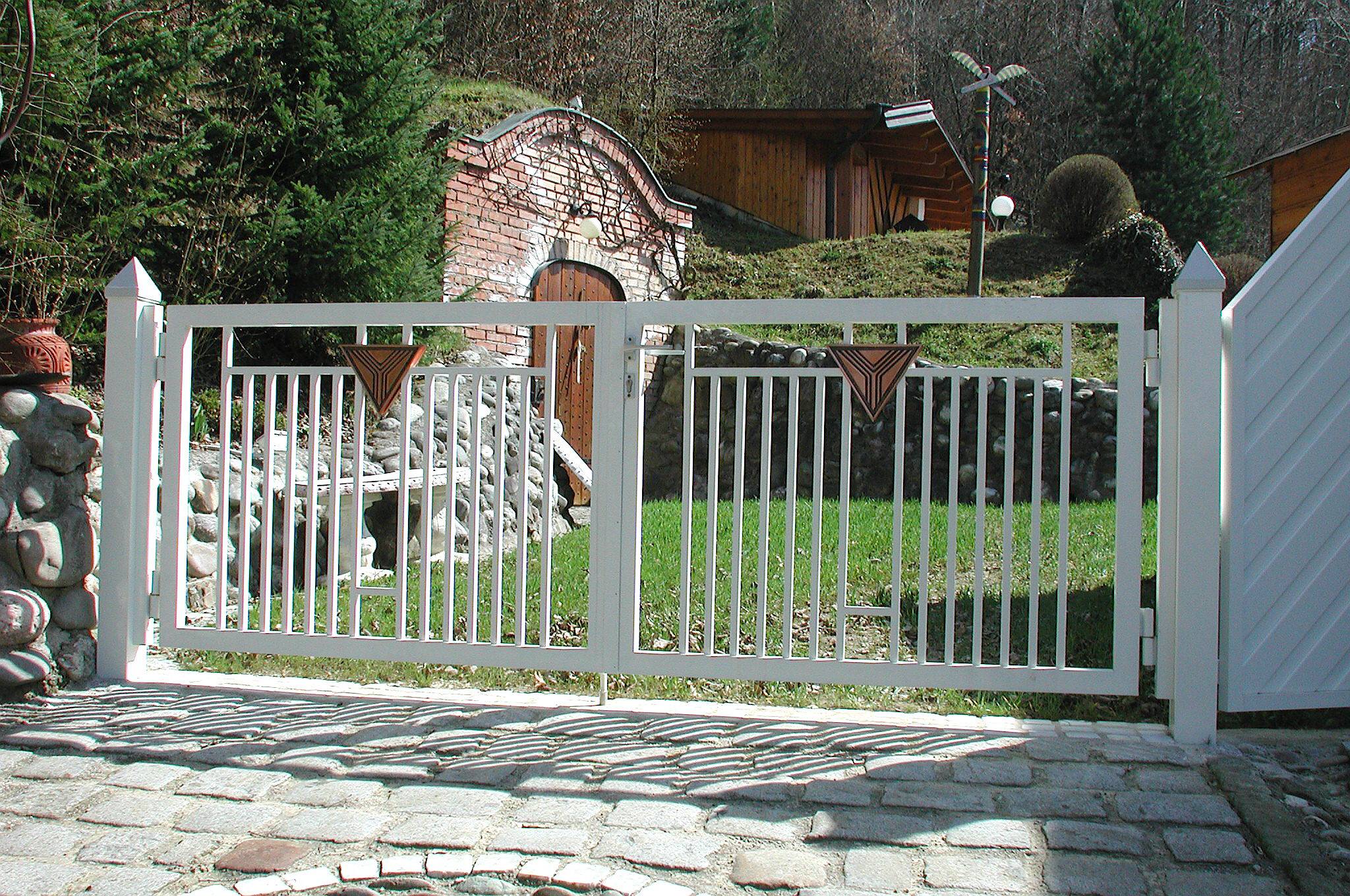 Fluegeltor 002 8542 Wiesendangen
